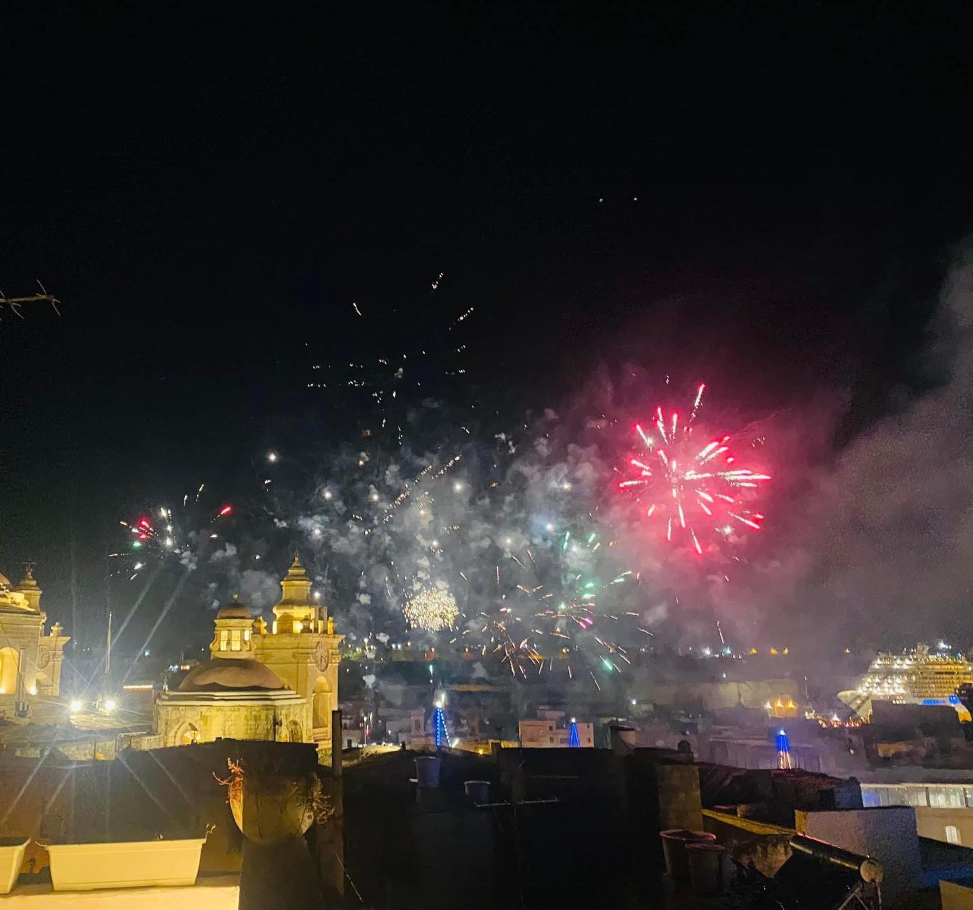 Casa Maria Tereza Bed & Breakfast Cospicua ภายนอก รูปภาพ